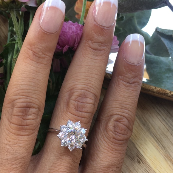 Cubic Zirconia Ring - 925 Sterling Silver - Cocktail Engagement Ring - Picture 3 of 9